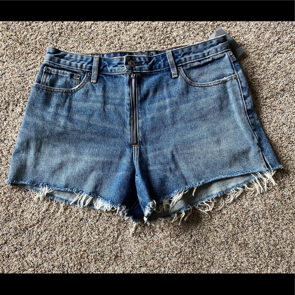 Brand New w/Tags Abercrombie & Finch Jean Shorts